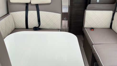 The Roamer – 6p McLouis integrated uit 2021