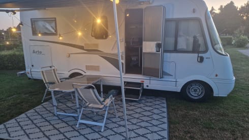 4p Niesmann + Bischoff integrated from 2008