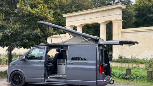 Vincent  – 4 berth Volkswagen campervan from 2022