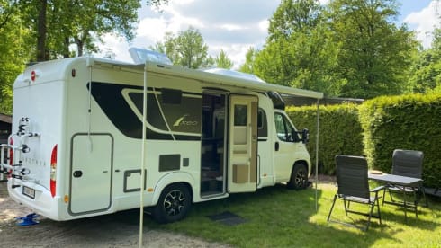 Beautiful luxury Burstner IXEO 680