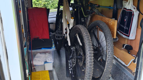 6 person family-friendly Hymer B644G