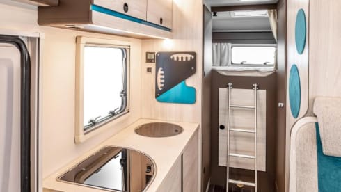 6p Ford alcove uit 2023