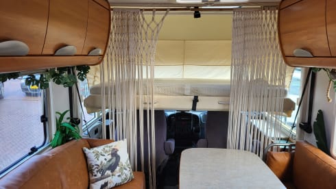 Dolores – 5p Hymer integrated from 2004