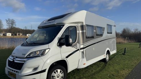 5p Citroën semi-integrated from 2019