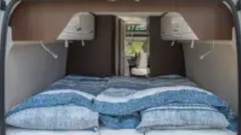 Easy Rider Grid 4 Karmann – Supermooie buscamper met lengtebed, autom. en zonnepnl, "off the Grid nr 4"