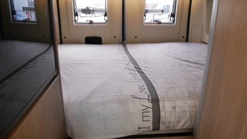 Chausson 5, bus camper 6 meters with bunk bed