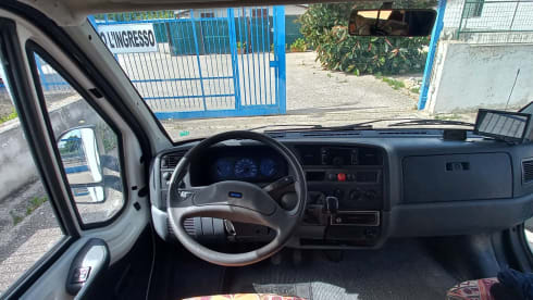 Elnagh Doral 105  (Bagus) – Camper with air conditioning