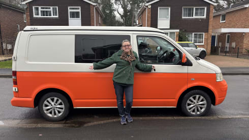 Paulo – An Orange Adventure! 3 berth Volkswagen campervan from 2007