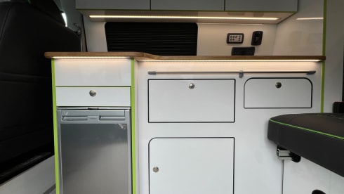 Raven – 4 berth VW Campervan