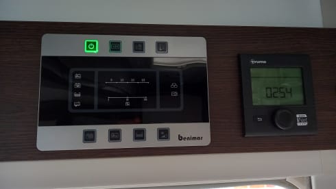 4p Benimar cocoon 463 Semi-Integral from 2021