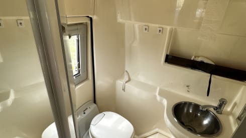 4p Volkswagen bus from 1998