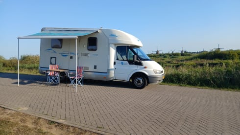 De Herinneringenmaker – 4p Rimor semi-integrated from 2004