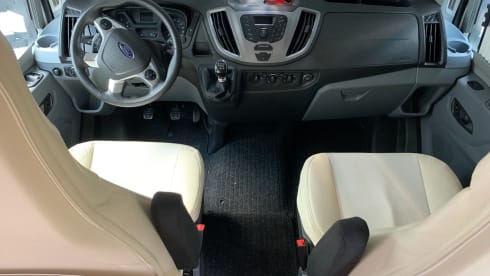 Time-Out – Ford Semi-Integrated Camper With Tow Bar, Bicycle Carrier And Large Garage