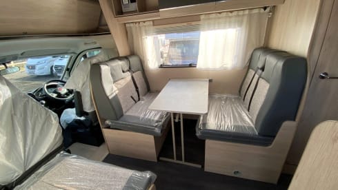 C72 – 2024 Auto-Trail C72 six berth + six seatbelts on car license 