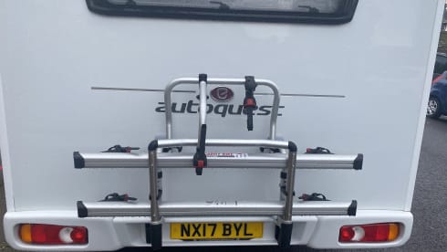 FUN BUS :0) – Large 6 berth Family Motorhome