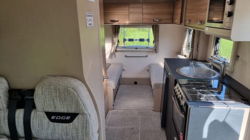 Ronnie – 6 berth Fiat Swift 486 from 2023