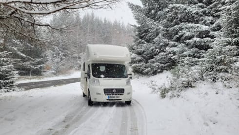 Family Fiat Bessacarr  5berth/5belt Motorhome Hire