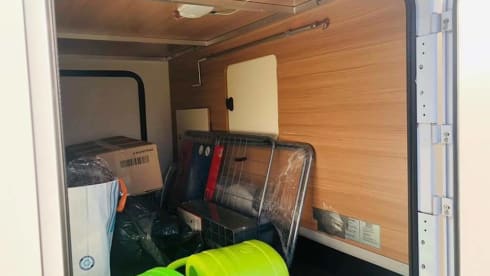 Carpe Diem – 4p Renault Semi-Integral from 2016