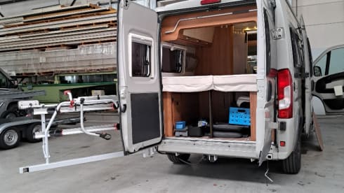 Bestie de Boxer – Compact, self-sufficient, sturdy camper van