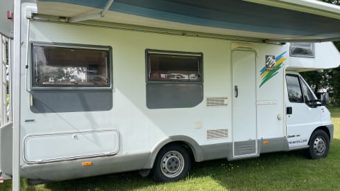 Knausiee – Nicely furnished family camper