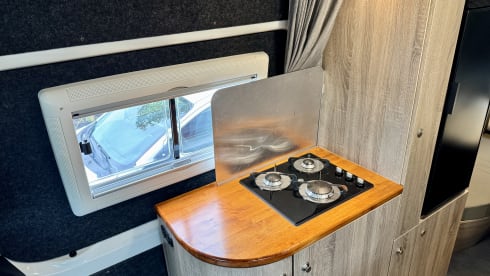 Joy Ride – 2p Volkswagen Crafter from 2010