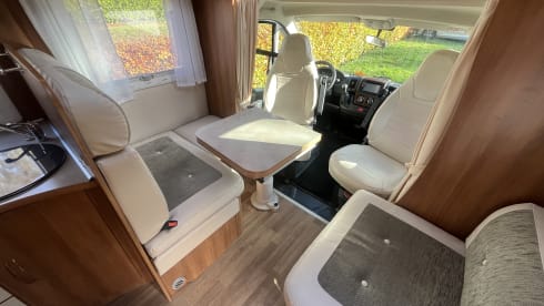 Nova – Nova - Luxury Camper - Spacious inside, compact outside!