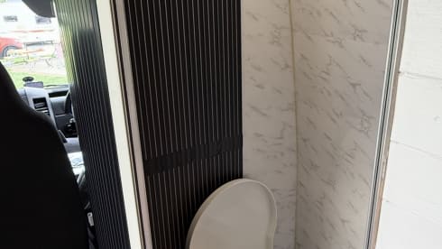 LaBrum – Mercedes-Benz Wohnmobil mit 3 Schlafplätzen ab Baujahr 2015