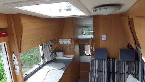 Compact family camper with bunk bed