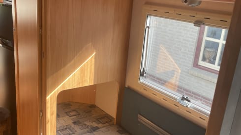 Nette ruime Adria Familie camper