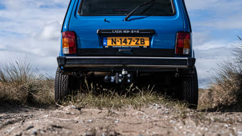 Pjotr – Lada Niva 4x4 met daktent