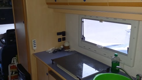 Camper omologato per 6, A/C cabina, Turbovent, pannello solare, portabici 4