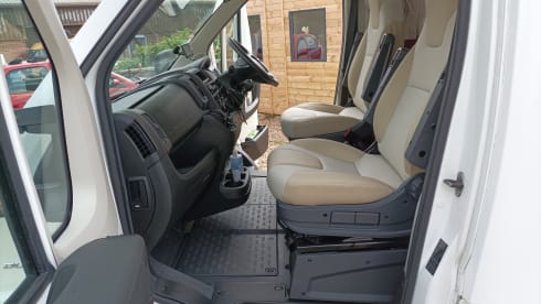 Fully comp insurance included in the price – 7 berth Rimor seal 9 2018