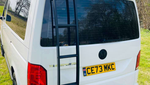 Bob – 4 berth VW Campervan (2023)