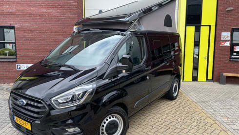 Nugget – 4p Ford bus from 2020