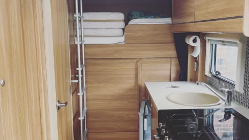 Travel The Wild – 6 berth Fiat Escape 696