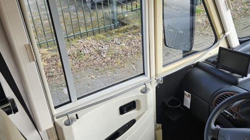 4p Hymer integrated from 2004