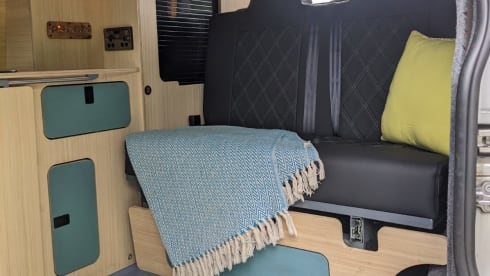 Kernow Cruiser – 2015 Luxury 2 Berth Transit Custom