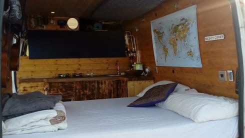 Squeak 🐰 – Compact surf camper!!