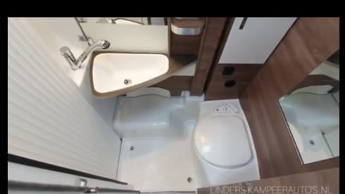 Top Camper met top aanbieding tot 40% korting. – 2of4 pers. Fiat Alcove from 2020 Automatic  