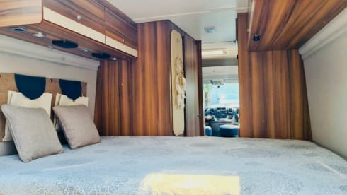 Vaiana – Comfort & Freedom: Camper with Solar, Bathroom & Heating