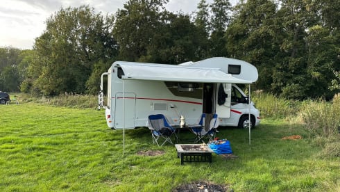 Sunlight A68 2022 - 6 Berth With 6 Belted Seats - Motorhome In London