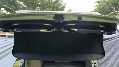 Nomaatje – 4p Volkswagen bus from 2014