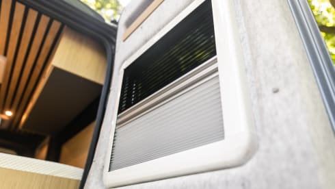 Travel-Vans 2 person very luxurious camper