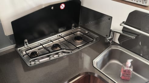 4p Adria Mobil semi-integrated uit 2015