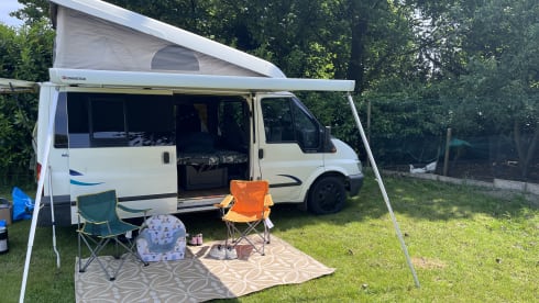 Ford Nugget Westfalia 4p handy layout
