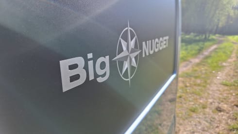 Lenny – 4p Ford bus uit 2009