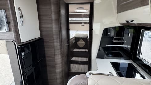 McLouis 873 – 5p McLouis integrated uit 2025