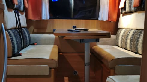 FLASH – FAMILY MOTORHOME 6 PLACES