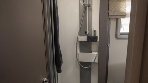 S270ZT – S270ZT 4 person Bürstner Lyseo Harmony Line 736 semi-integrated from 2023