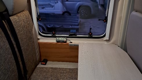 Bestie de Boxer – Compact, self-sufficient, sturdy camper van